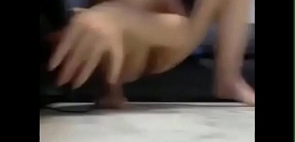 trendsÉjacule avec un gode dans mon cul